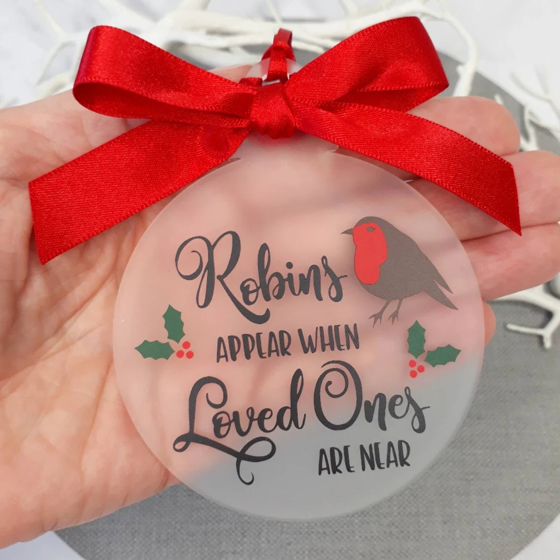 Robins Appear When Loved Ones Are Near | Memorial Robin Bauble